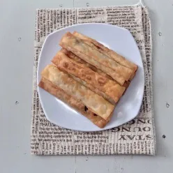 KULIT PANGSIT ISI PISANG COKLAT