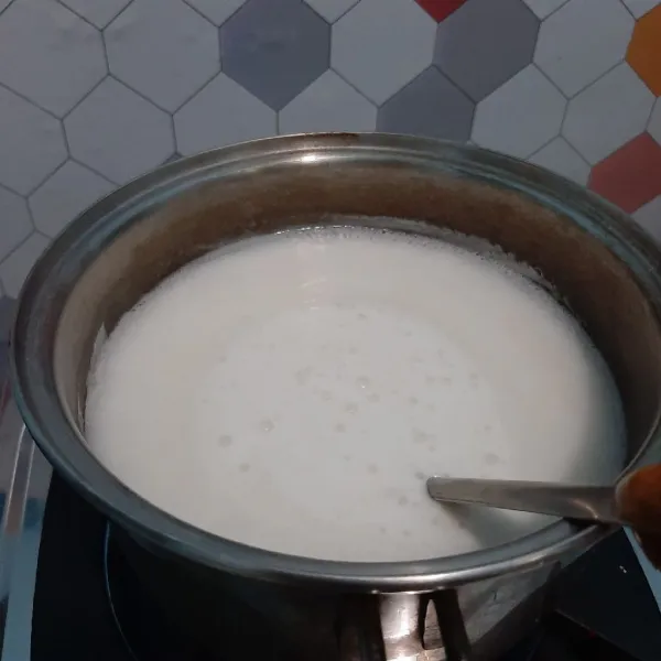 Masak hingga mendidih.