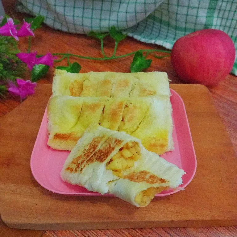Pie Apel Roti Tawar