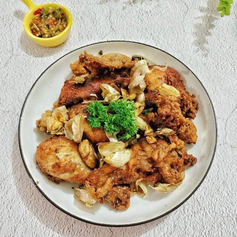 Ayam Goreng Bawang