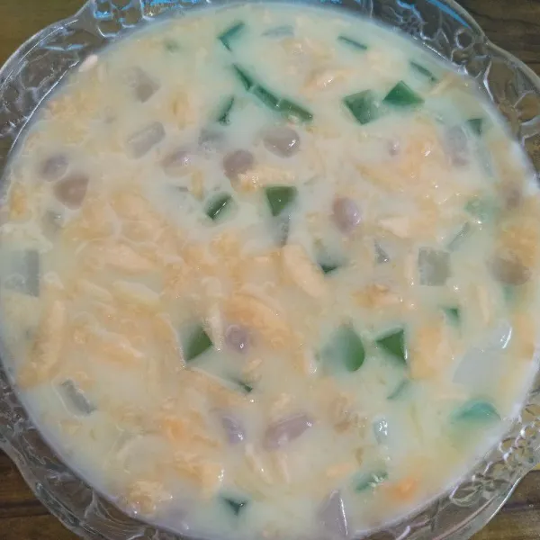 Tambahan air matang, aduk rata, masukkan ke dalam kulkas atau tambahan es batu secukupnya.