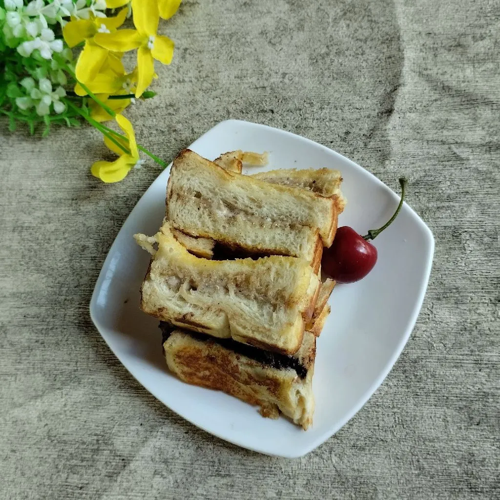 Roti Bandung Bakar Tiramisu