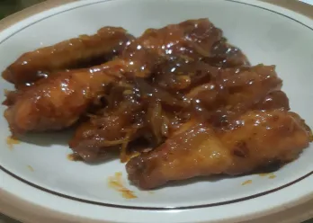 Sayap Madu Pedas