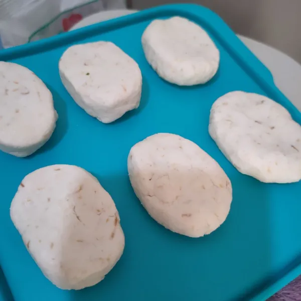 Bentuk sesuai selera.