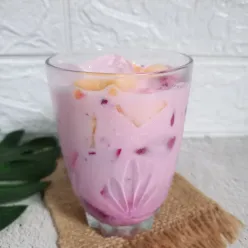 Es Buah Naga Blewah