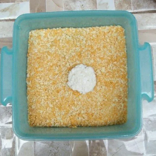 Balurkan ke tepung panir.