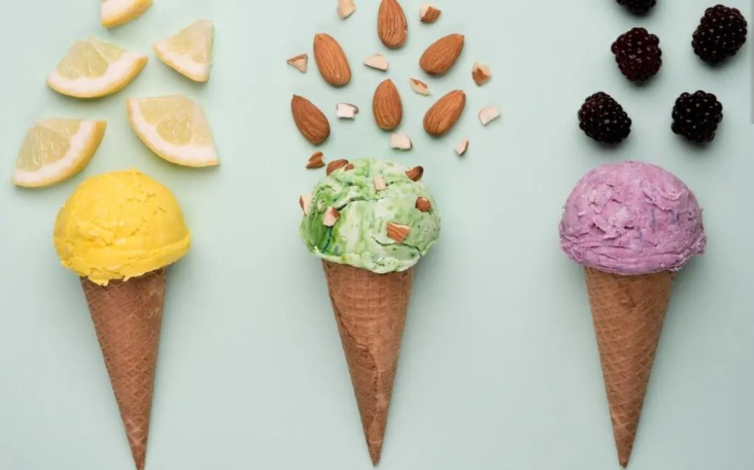 ilustrasi perbedaan gelato, es krim, dan sorbet