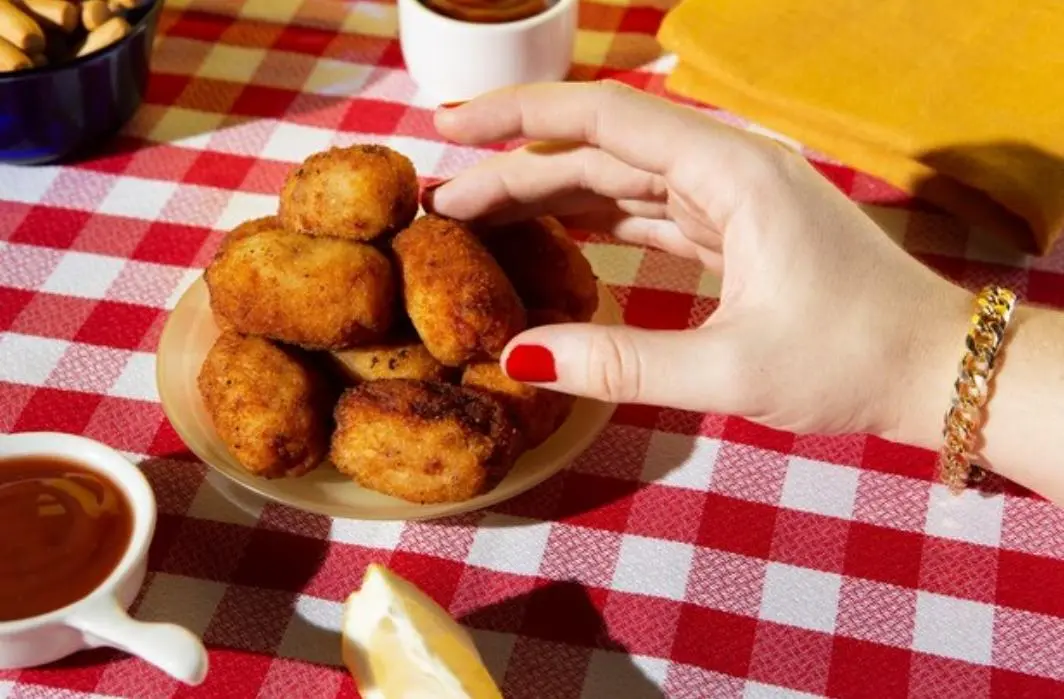 makanan yang harus dihindari saat batuk