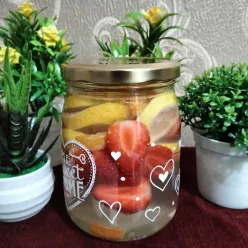 Infused Water Jeruk Lemon Stroberi