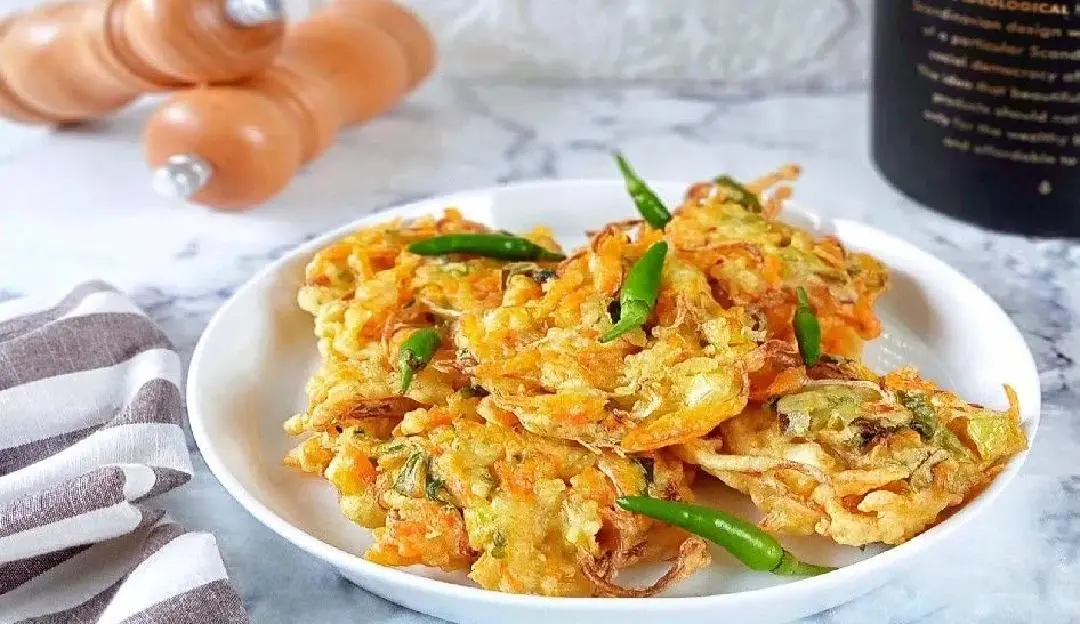 Cara Membuat Bakwan Sayur Crispy yang Renyah, Gak Pake Lama!