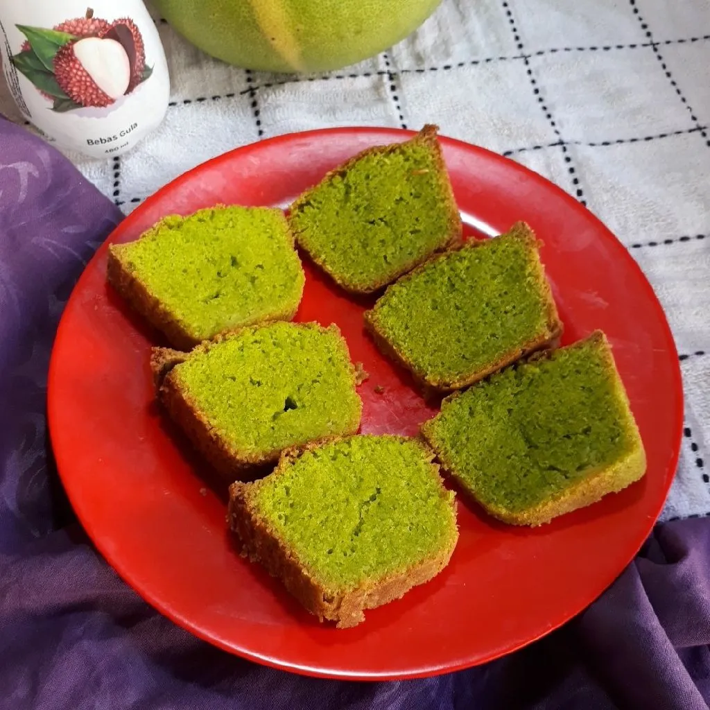 Pandan Cheese Butter Cake