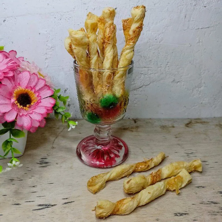 Puff Pastry Cheese Stick