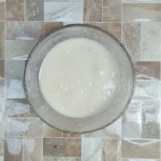 Tambahkan telur. Aduk rata.