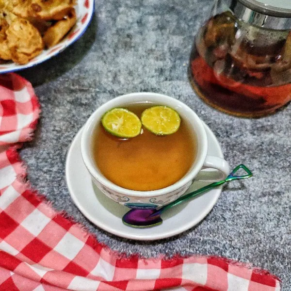 Sajikan selagi hangat.