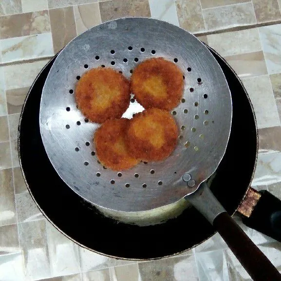 Angkat dan tiriskan!