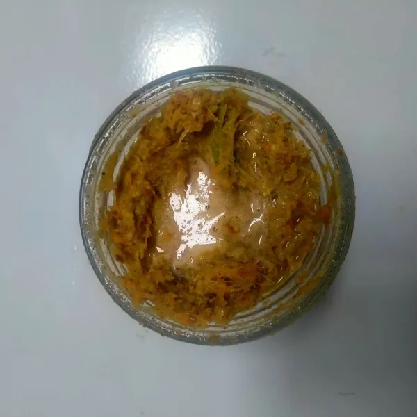 Blender bumbu halus.