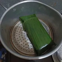 Kukus ikan selama 20-25 menit atau sampai matang.