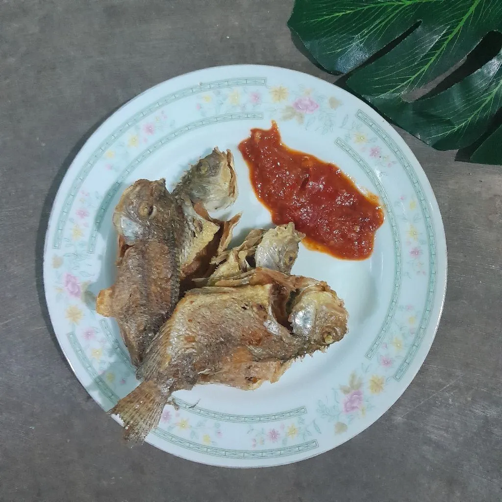 Ikan nila sambal terasi