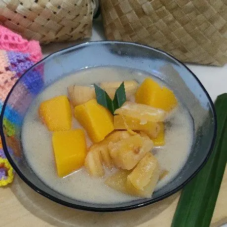 Kolak Pohong Waluh Kuning