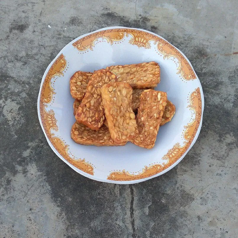 Resep Tempe Goreng Bawang Putih Sederhana Rumahan dari Fanany