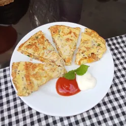 Omelete Spring Roll