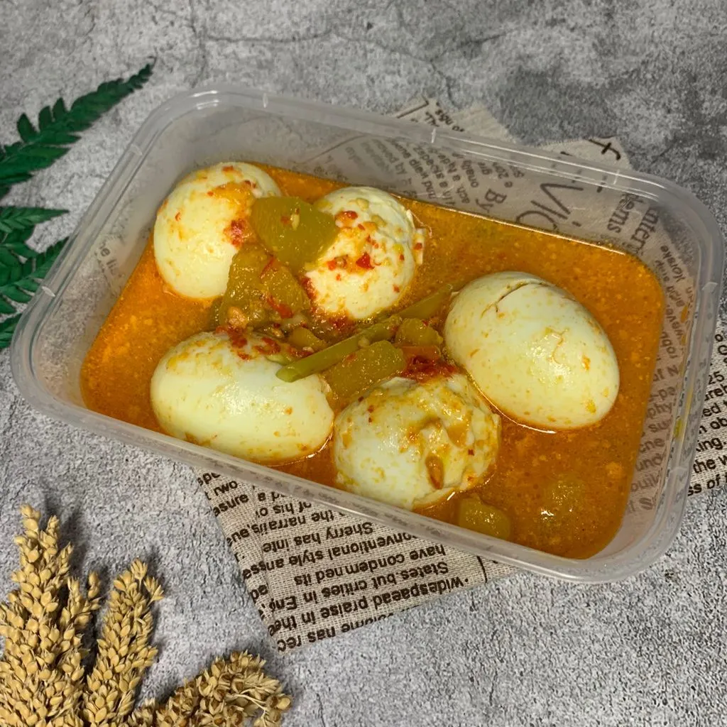 Telur Labu Kuning Kuah Santan Pedas