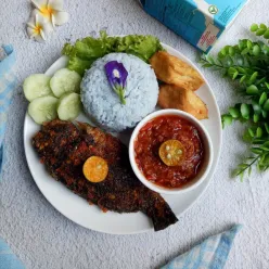Nasi Uduk Bunga Telang