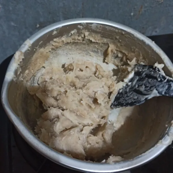 Masak sampai menggumpal.