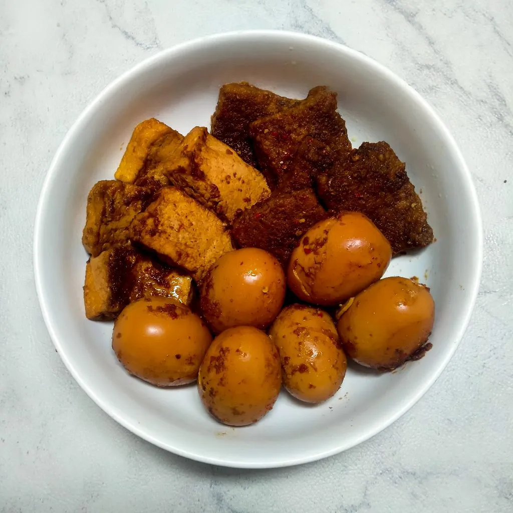 Baceman Tempe Gembus, Tahu & Telur