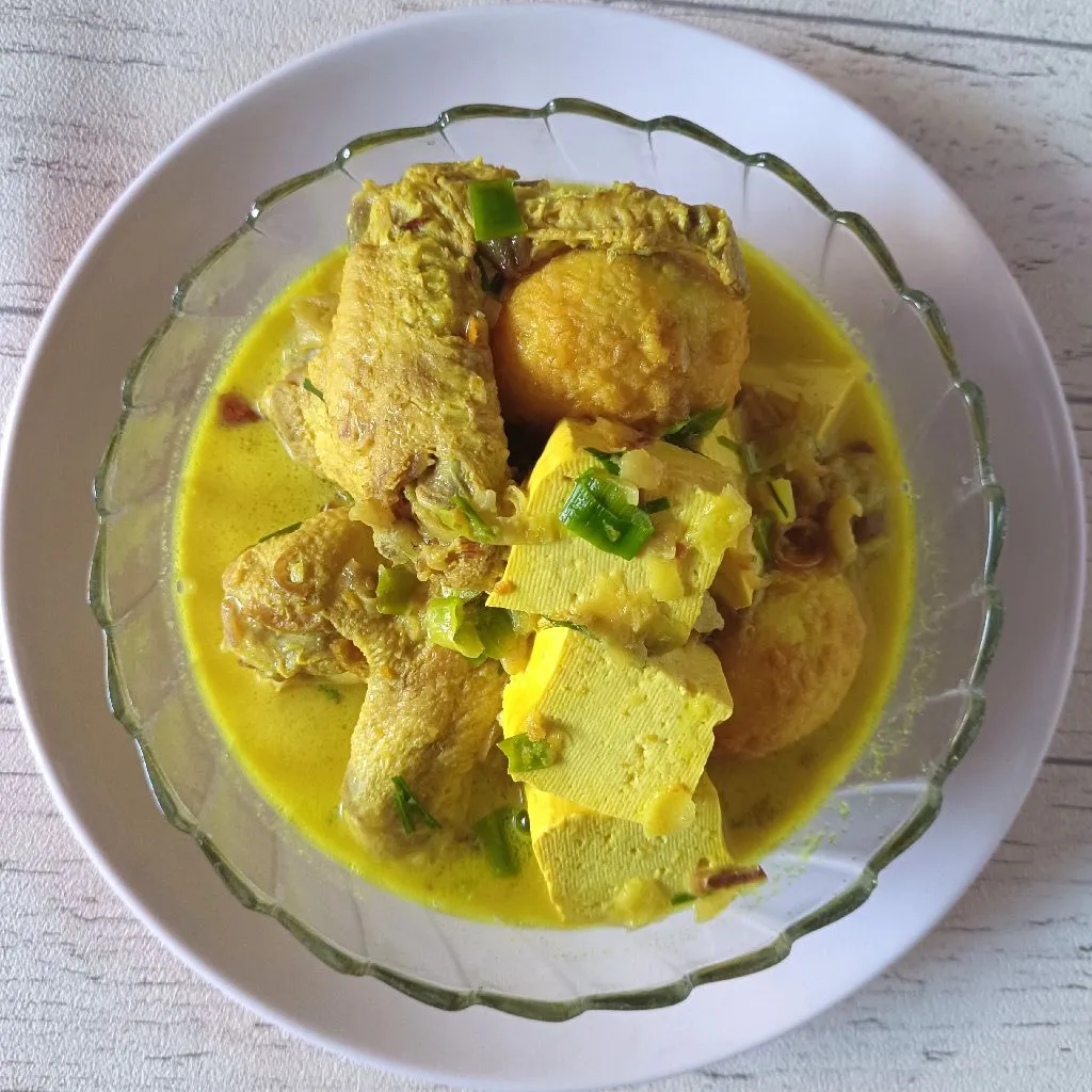 Tahu Takwa Kuah Kuning