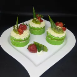 Pandan Cheese Small Cake