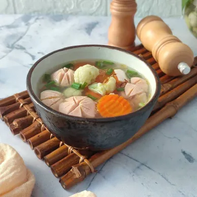 Sop Kembang Kol Sosis