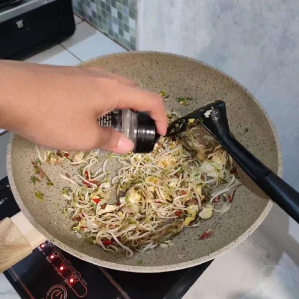 Bumbui dengan bahan seasoning.