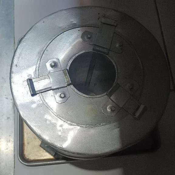 Setelah matang telungkup kan loyang. Tunggu sampai dingin kurang lebih 1 jam