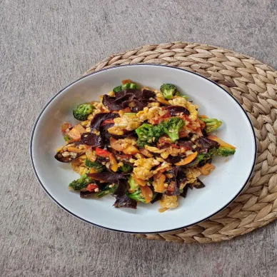 Tumis Brokoli Jamur Kuping