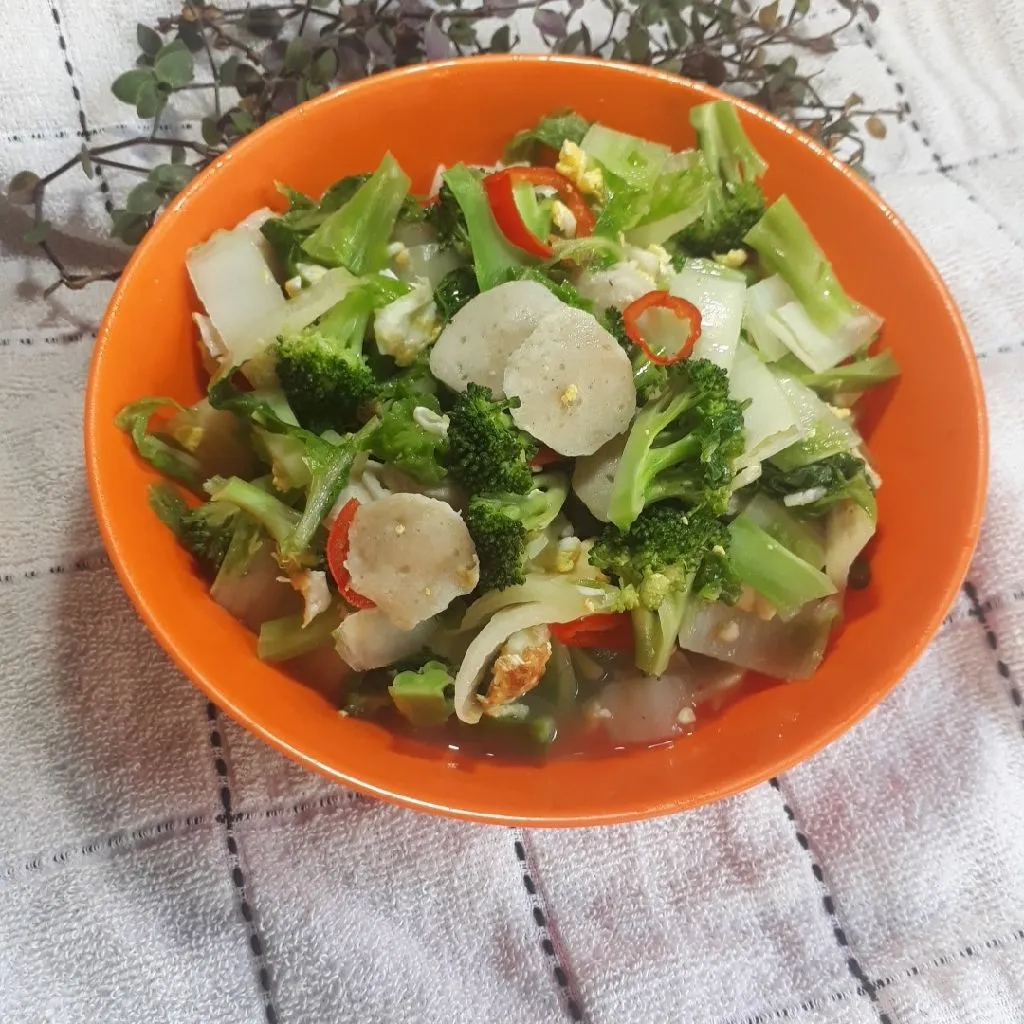 Brokoli Sawi Bakso