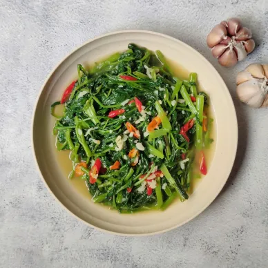 Tumis Kangkung Bawang Putih