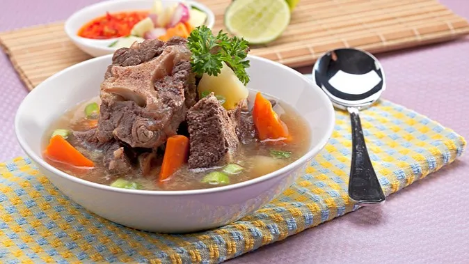 8 Resep Sop Iga Sapi: Empuk, Gurih, Menggugah Selera