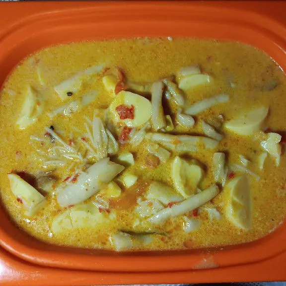 Jamur Tofu Tumis Kuah Santan