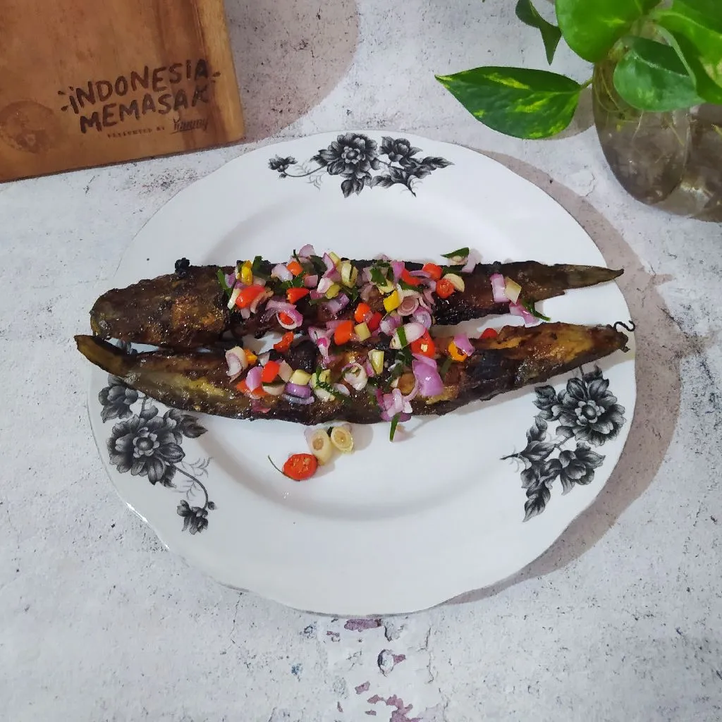 Lele Bakar Sambal Matah