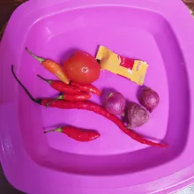 Siapkan bahan-bahannya.