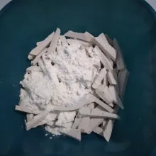Potong² bakso sesuai dengan selera. Tambahkan tepung terigu, aduk merata.