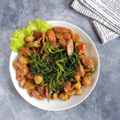 Oseng Kangkung Sosis Bakso