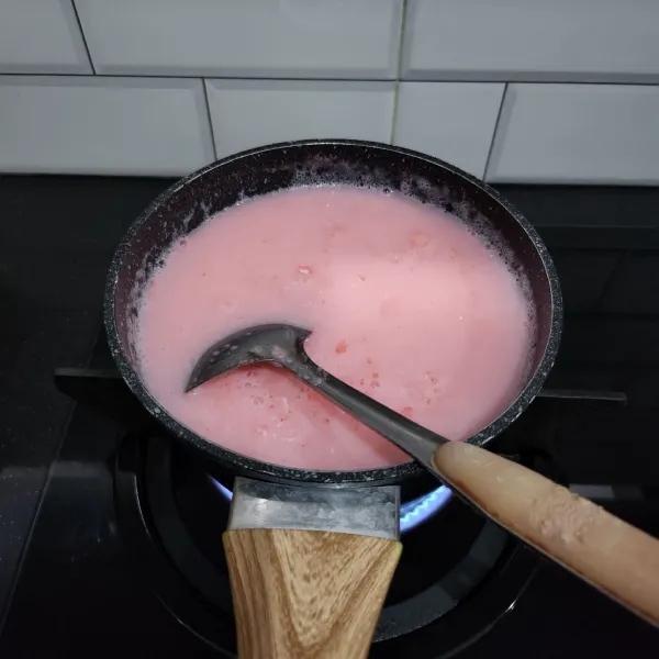 Masak puding hingga berbuih.