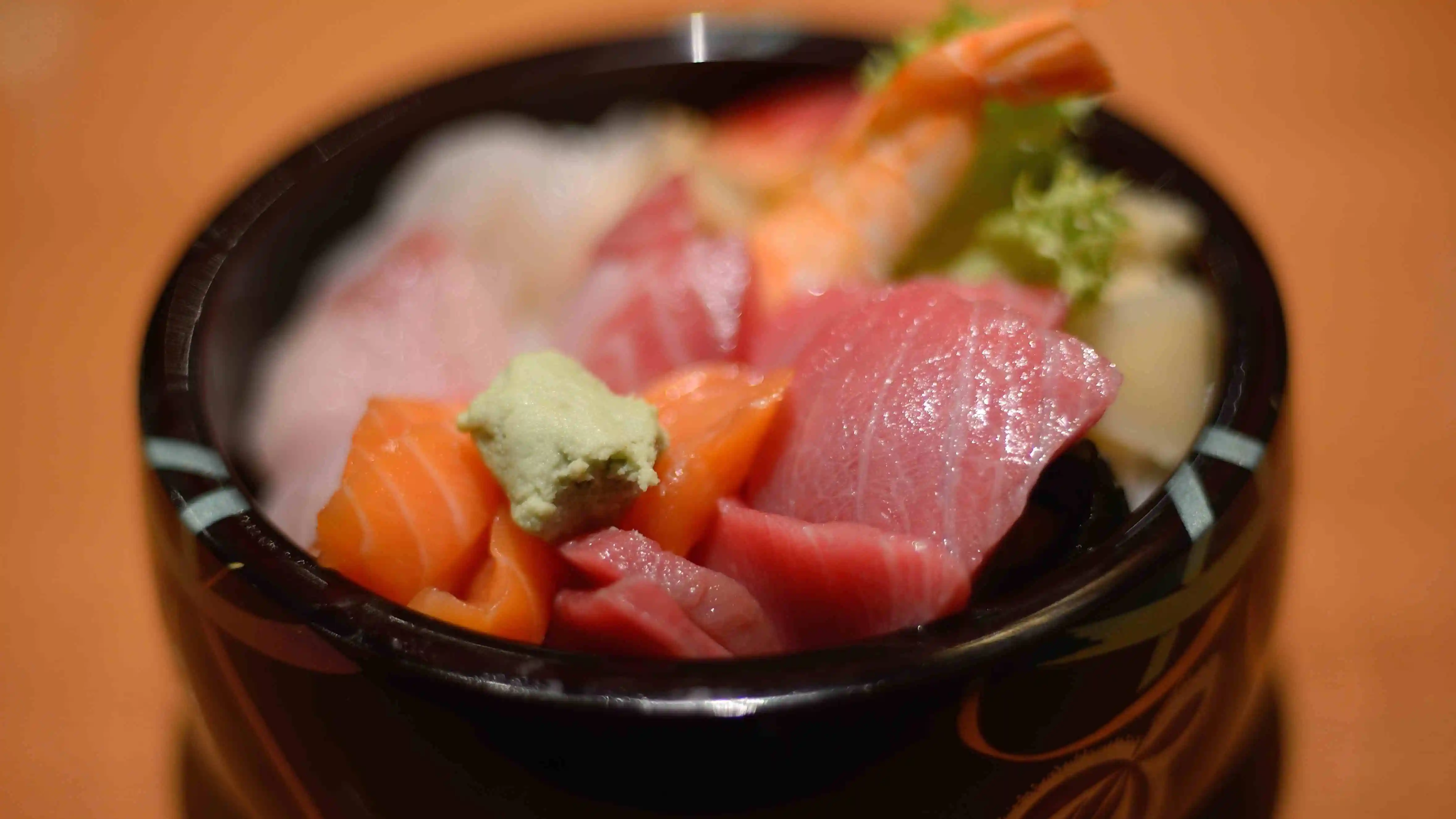 potret jenis sushi chirashi