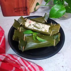 Pepes Jamur Tiram Tahu