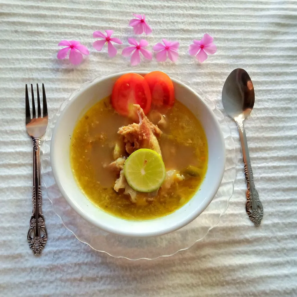 Soto Daging Bumbu Kemiri