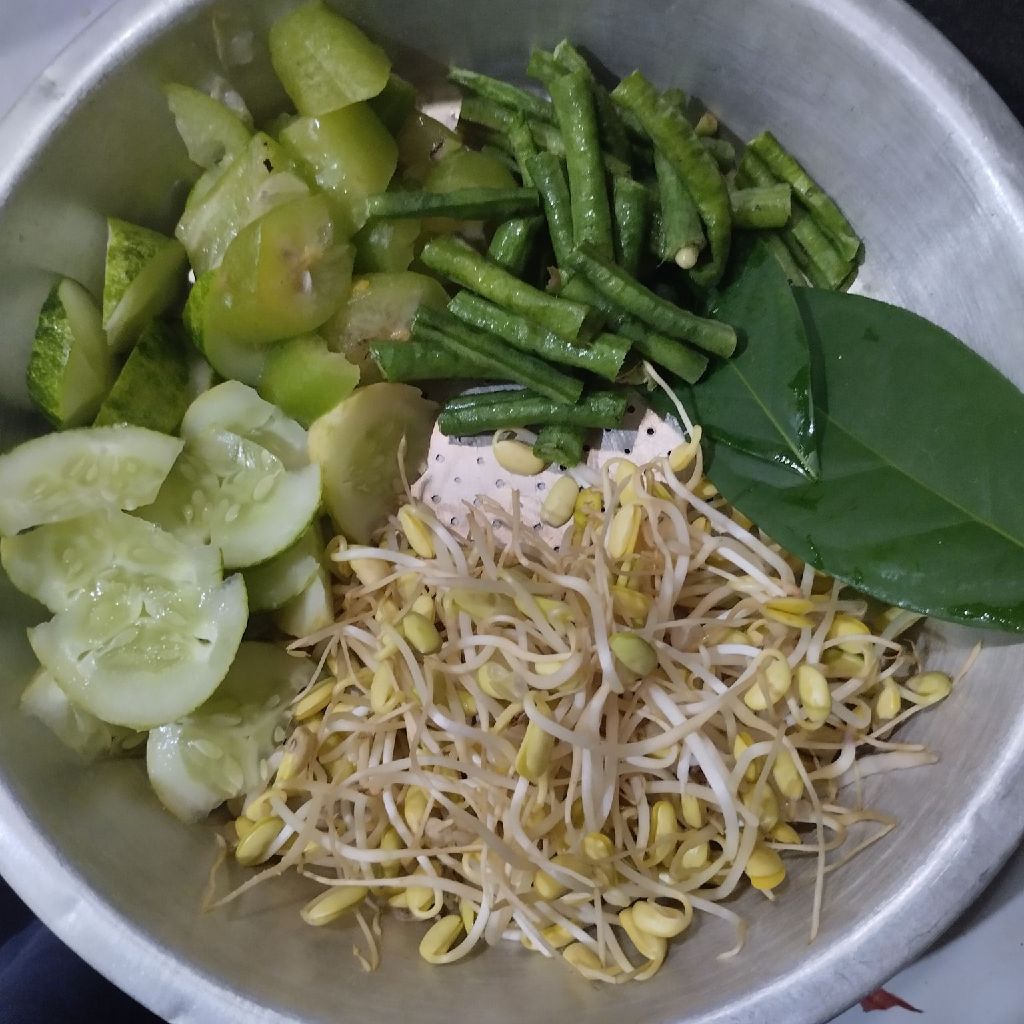 Resep Sayur Asem Mentimun Belimbing Sederhana Rumahan Di Yummy App