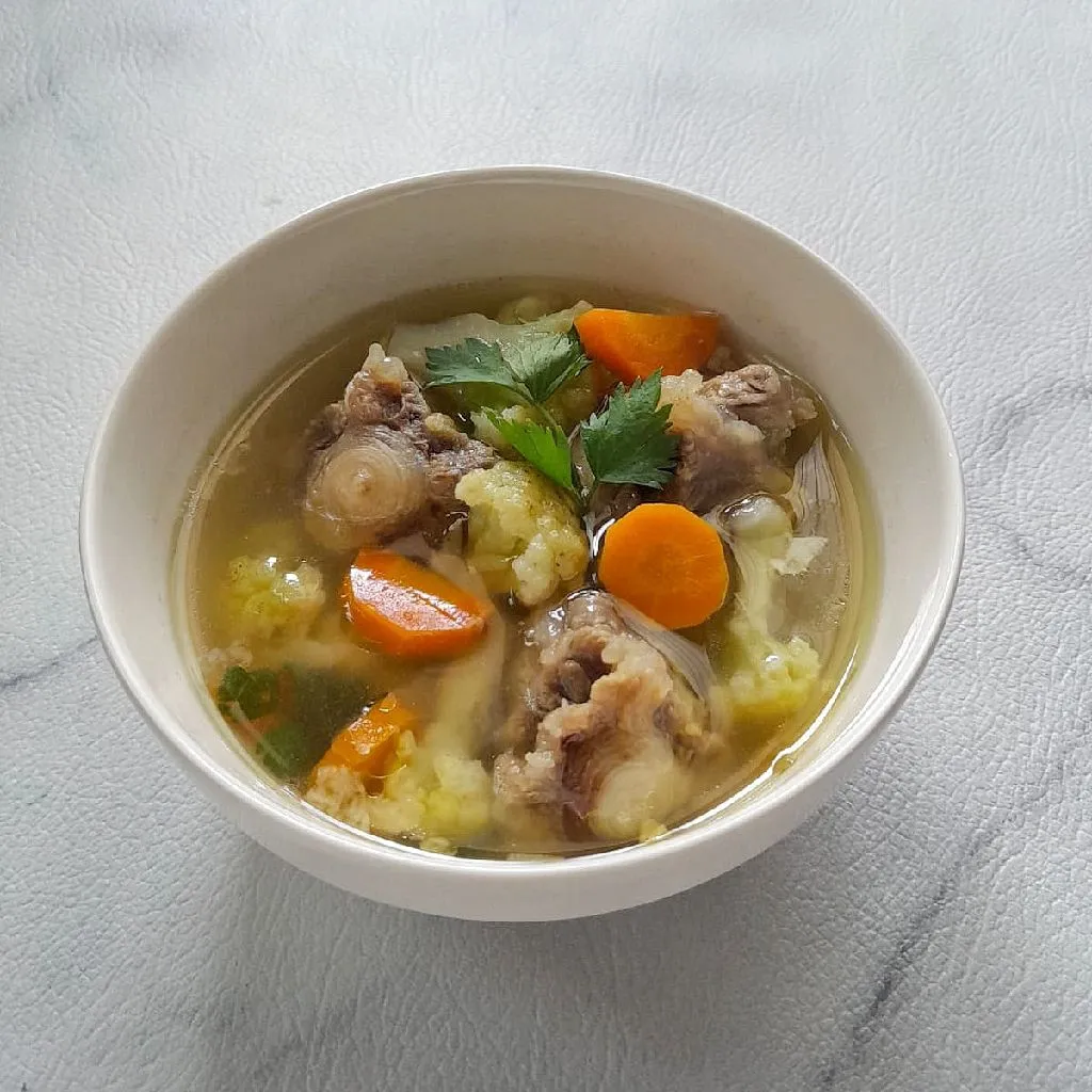 Sop Buntut Sederhana