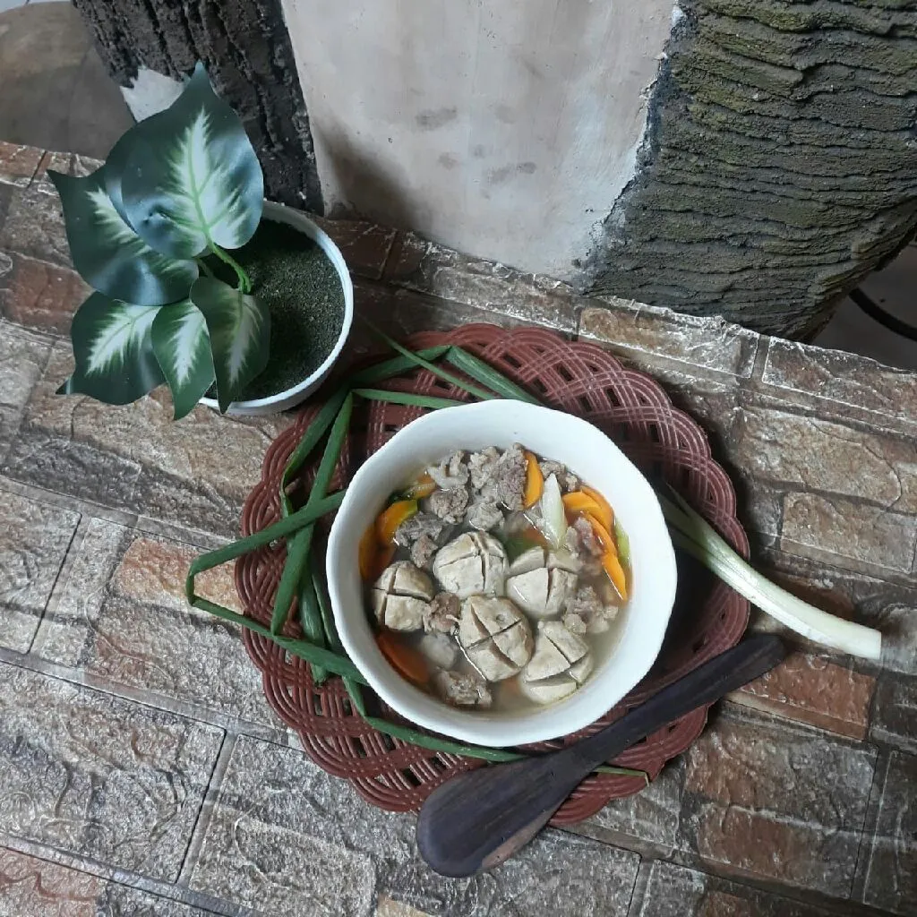 Sup Daging Bakso Sapi